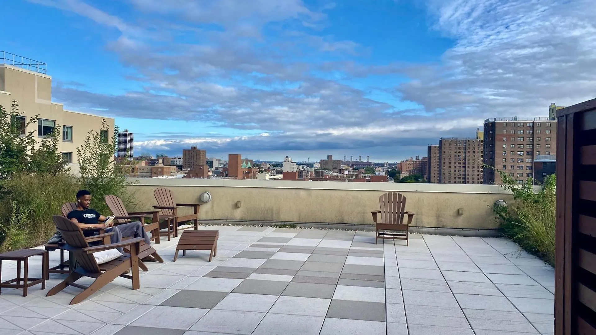 The Kalahari Bunk Bed And Bath Apartment New York